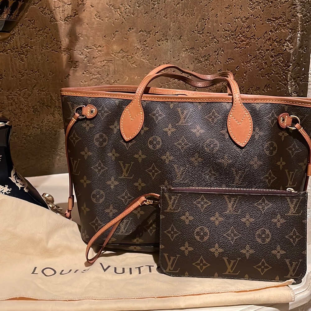 NeverFull PM tote by Louis Vuitton!